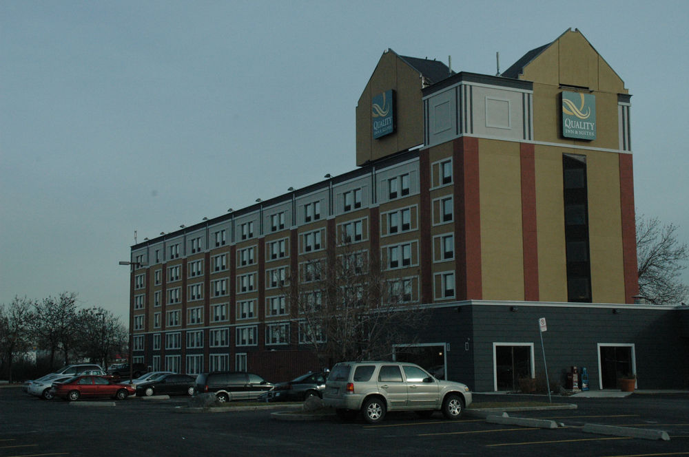 Holiday Inn Express & Suites Toronto Airport West By Ihg Mississauga Exterior foto