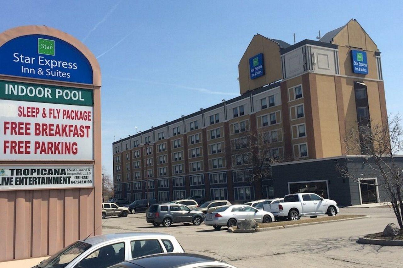 Holiday Inn Express & Suites Toronto Airport West By Ihg Mississauga Exterior foto